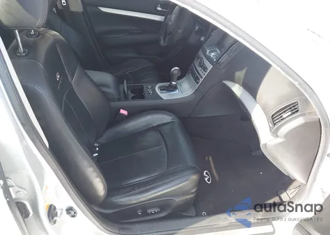 2009 Infiniti G37X z USA, uszkodzony, nr VIN JNKCV61F79M054081